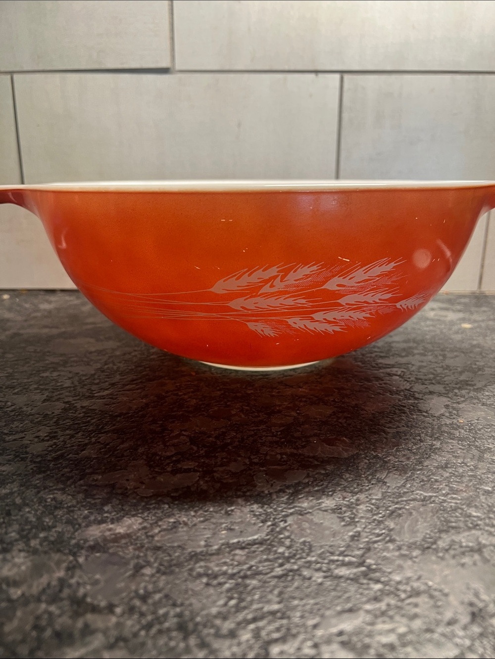 Vintage Autumn Wheat Cinderella Mixing Bowl by Pyrex. #444. Exc cond Pour spout